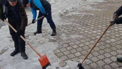 С наступлением весны 