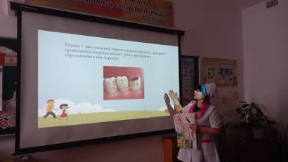 Школьные медицинские работники